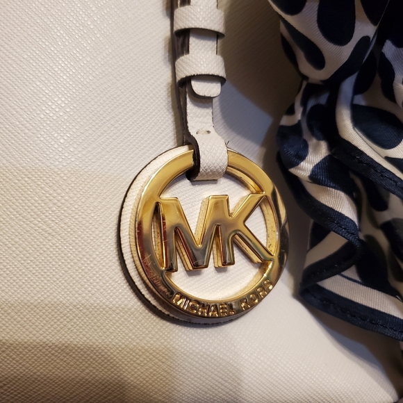 SOLD - Picture 5 of 15